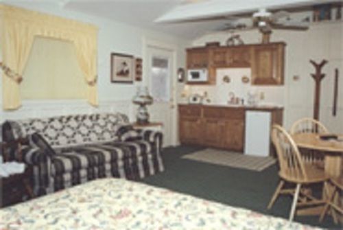 Red Barn Village Bed & Breakfast Clarks Summit Eksteriør billede